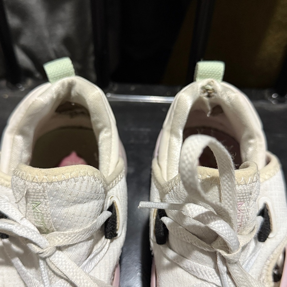 Nike Wmns Free Metcon 2 'White Iced Lilac' - Picture 3 of 7